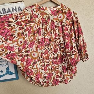 Melloday Small Bohemian Floral Flowy Top Shell Buttons Whimsical Dopamine